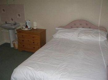 Holland Arms Hotel Gaerwen Zewnętrze zdjęcie